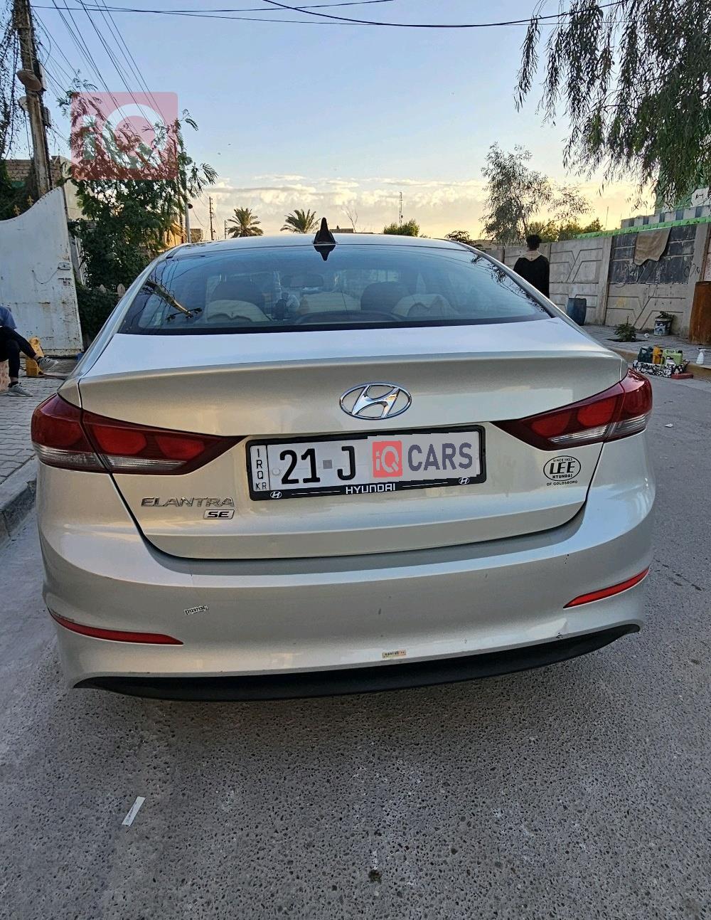 هیۆندای ئەلەنترا